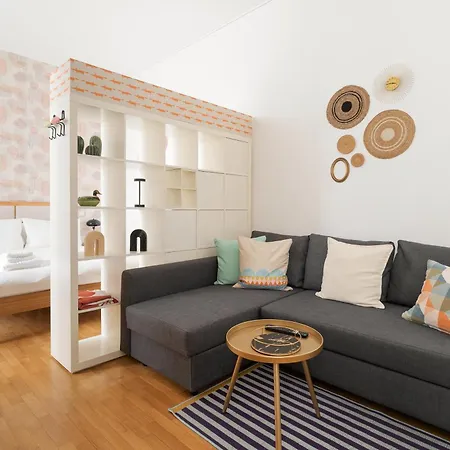 Guesthost - La Casa Di Luca Appartement *