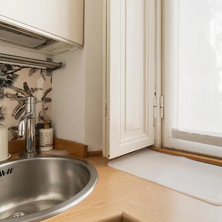 Guesthost - La Casa Di Luca Apartmán